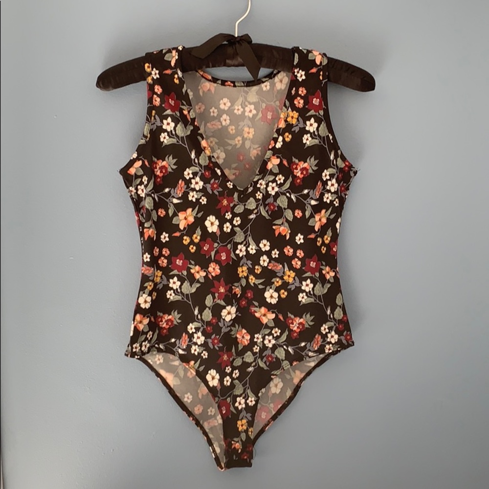 Floral bodysuit no size